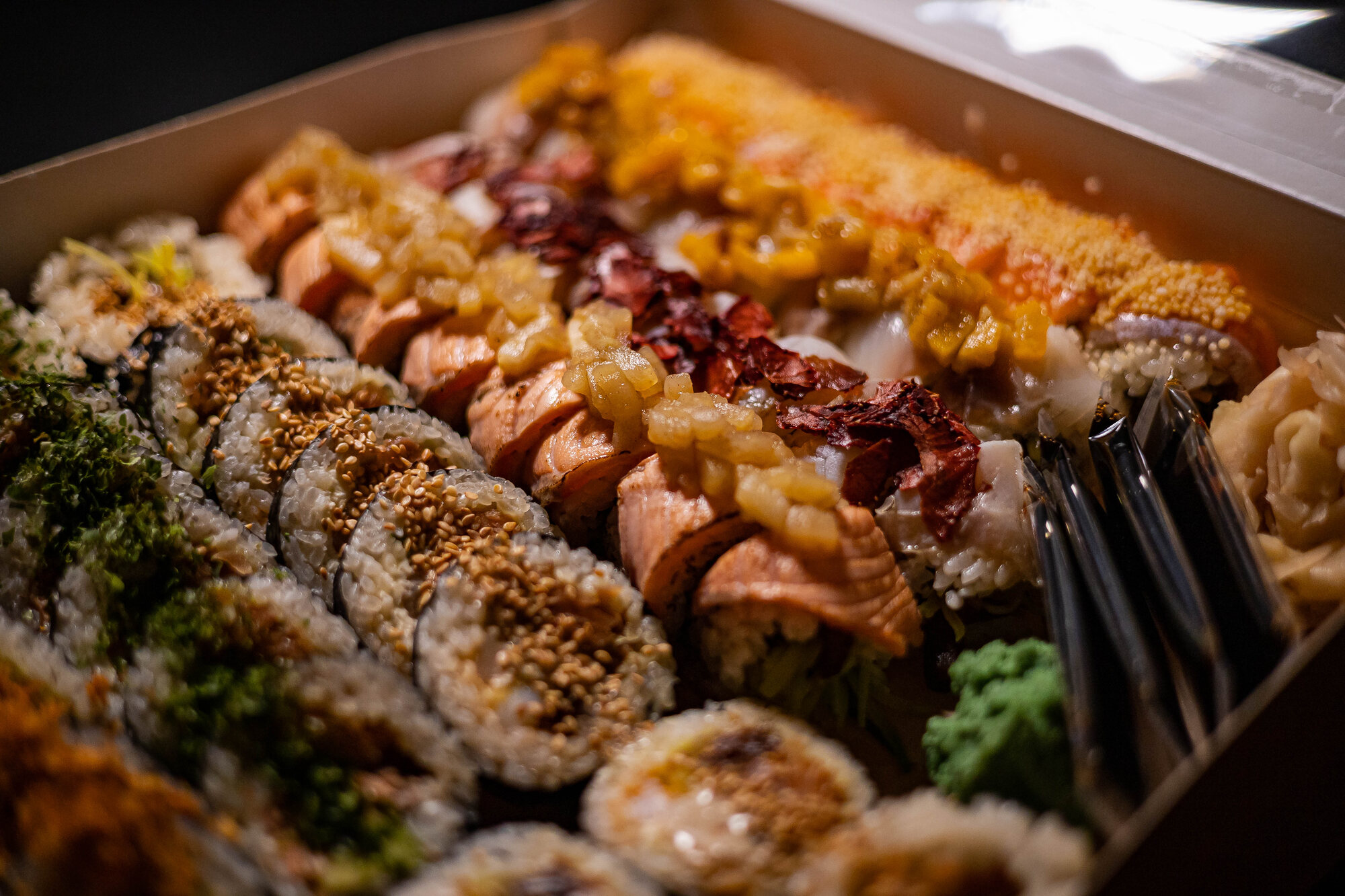 Deska premium sushi i sashimi na catering